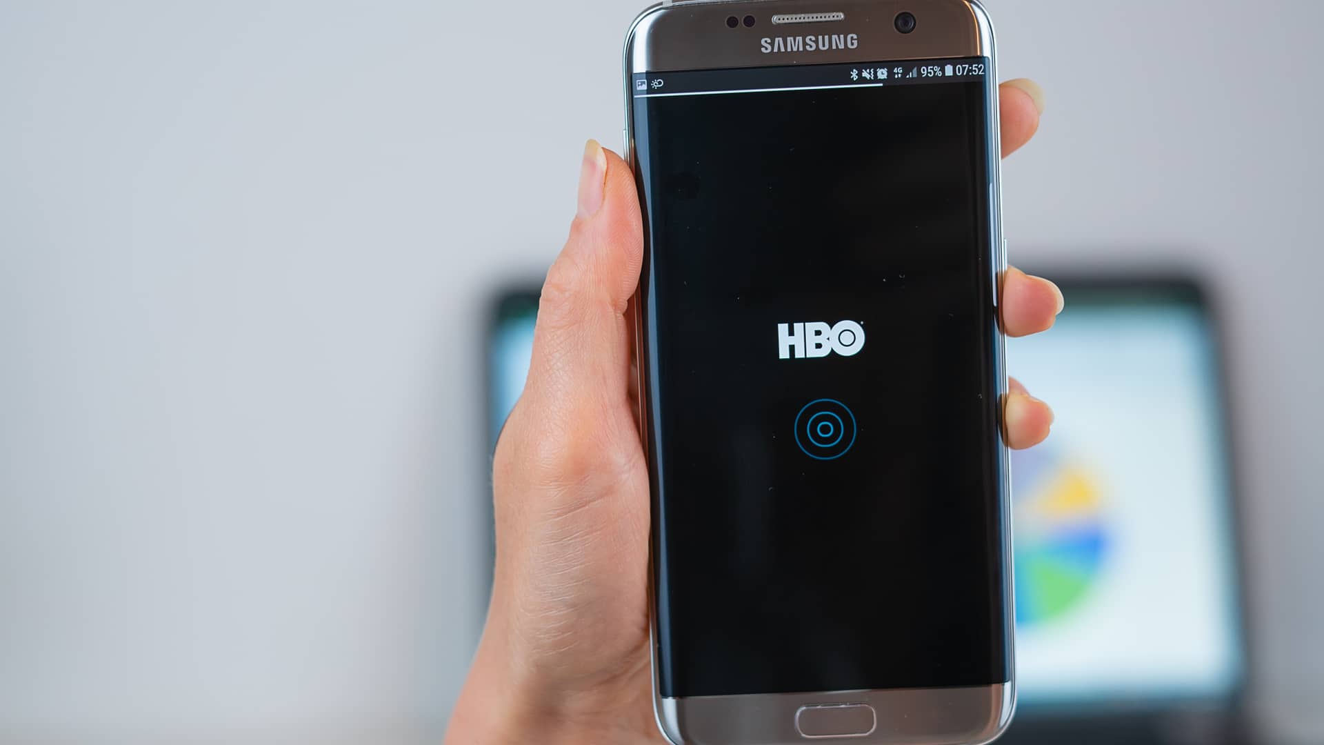 guias de tv de la aplicacion de hbo en un dispositivo android